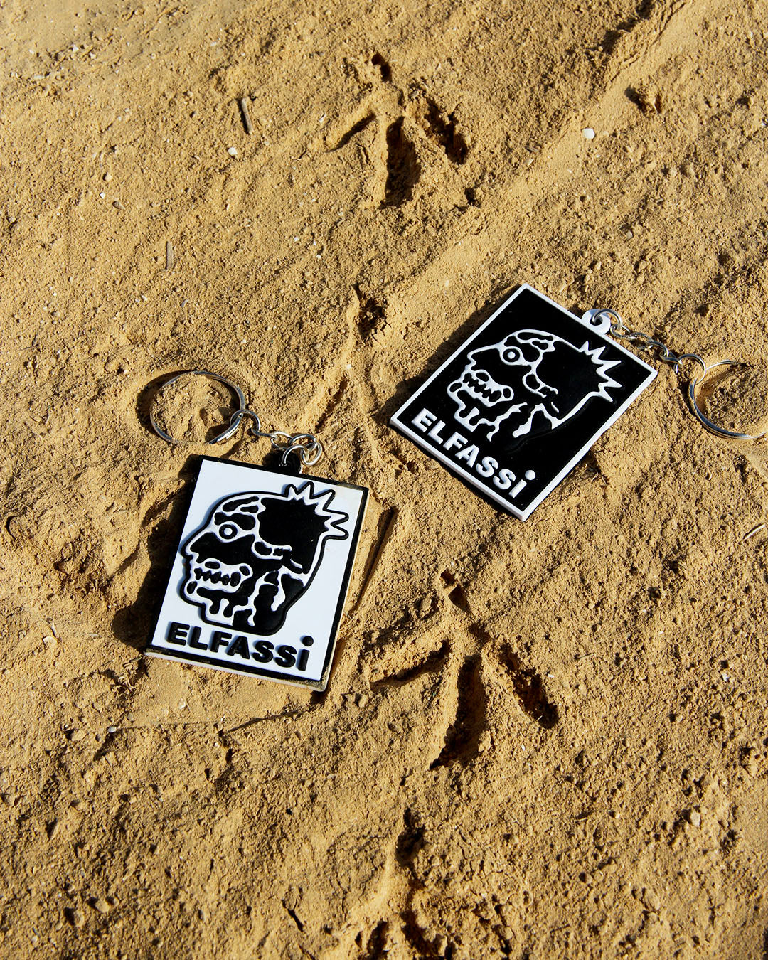 Elfassi | מחזיק מפתחות לוגו שחור