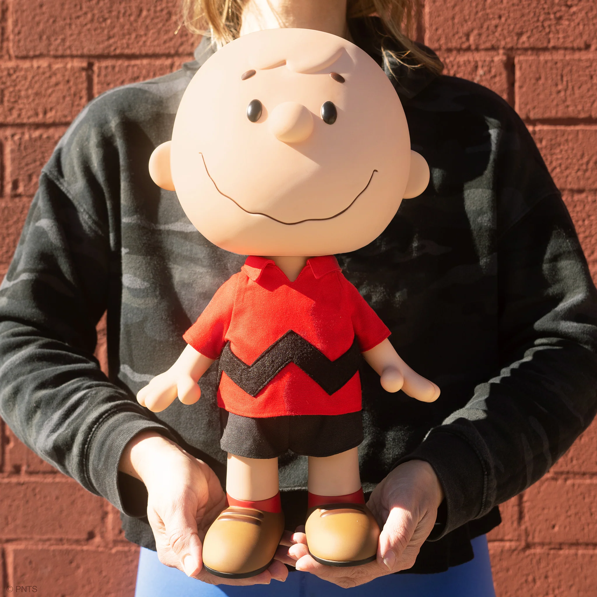 Peanuts Supersize - Charlie Brown (Red Shirt) - Yuka Monsters