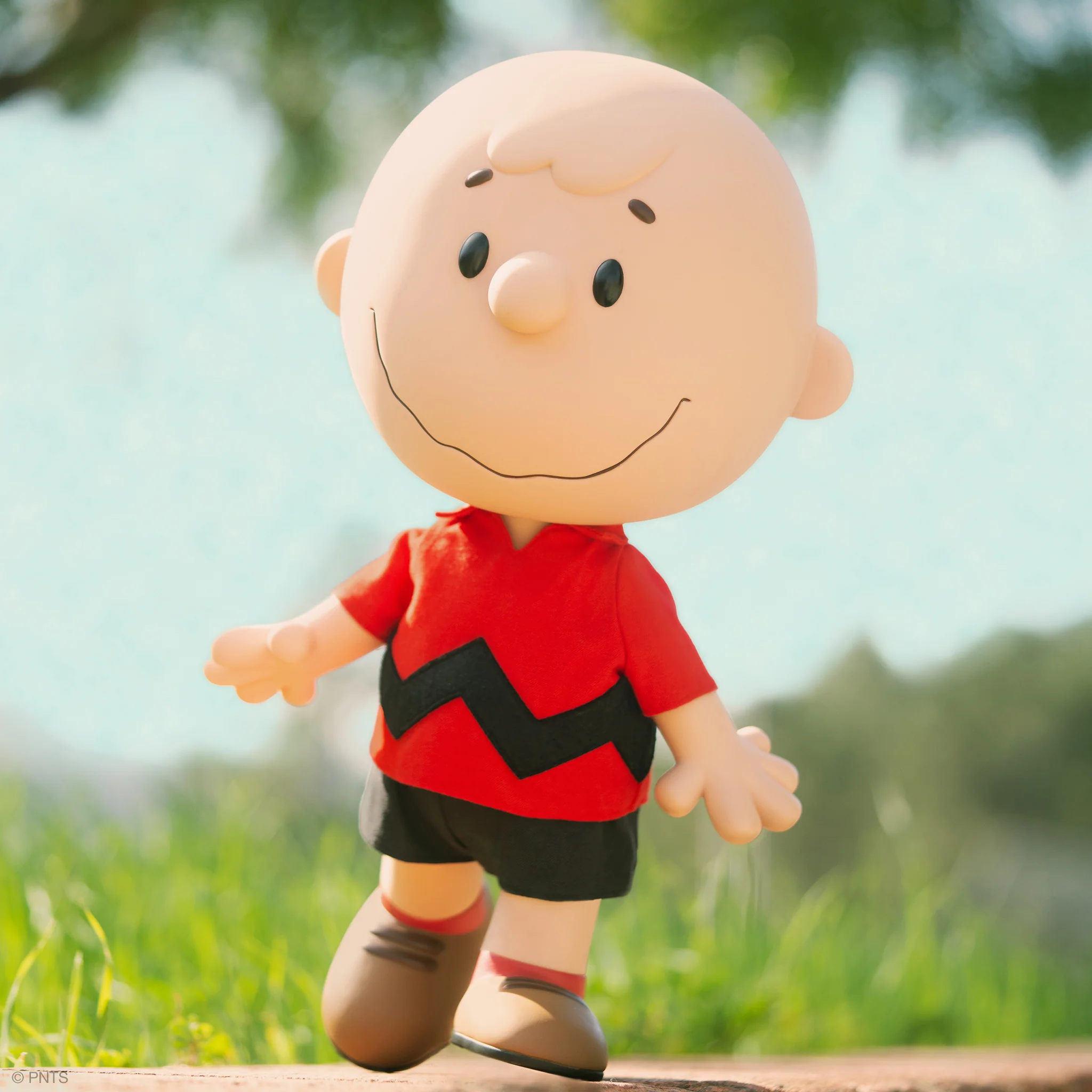 Peanuts Supersize - Charlie Brown (Red Shirt) - Yuka Monsters