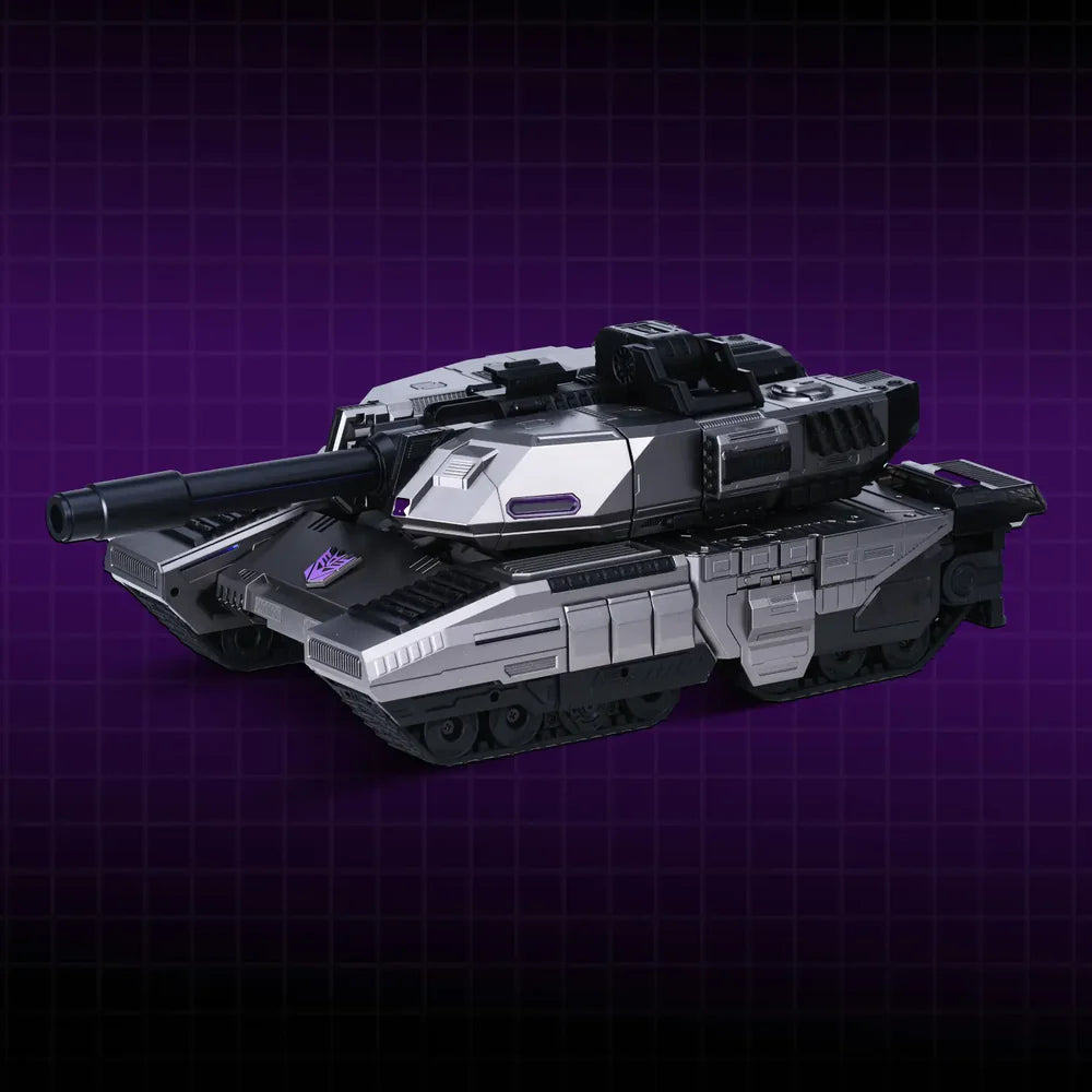 Megatron G1 - Robosen - Yuka Monsters