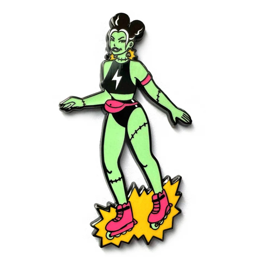 סיכה | פראנקי על רולרבליידס - Franky by Tragic Girls