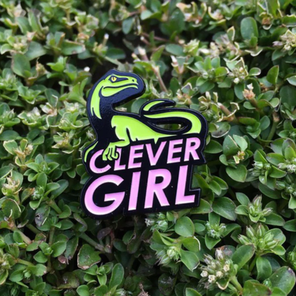 סיכה | חכמה של אבא (פארק היורה) - Clever Girl