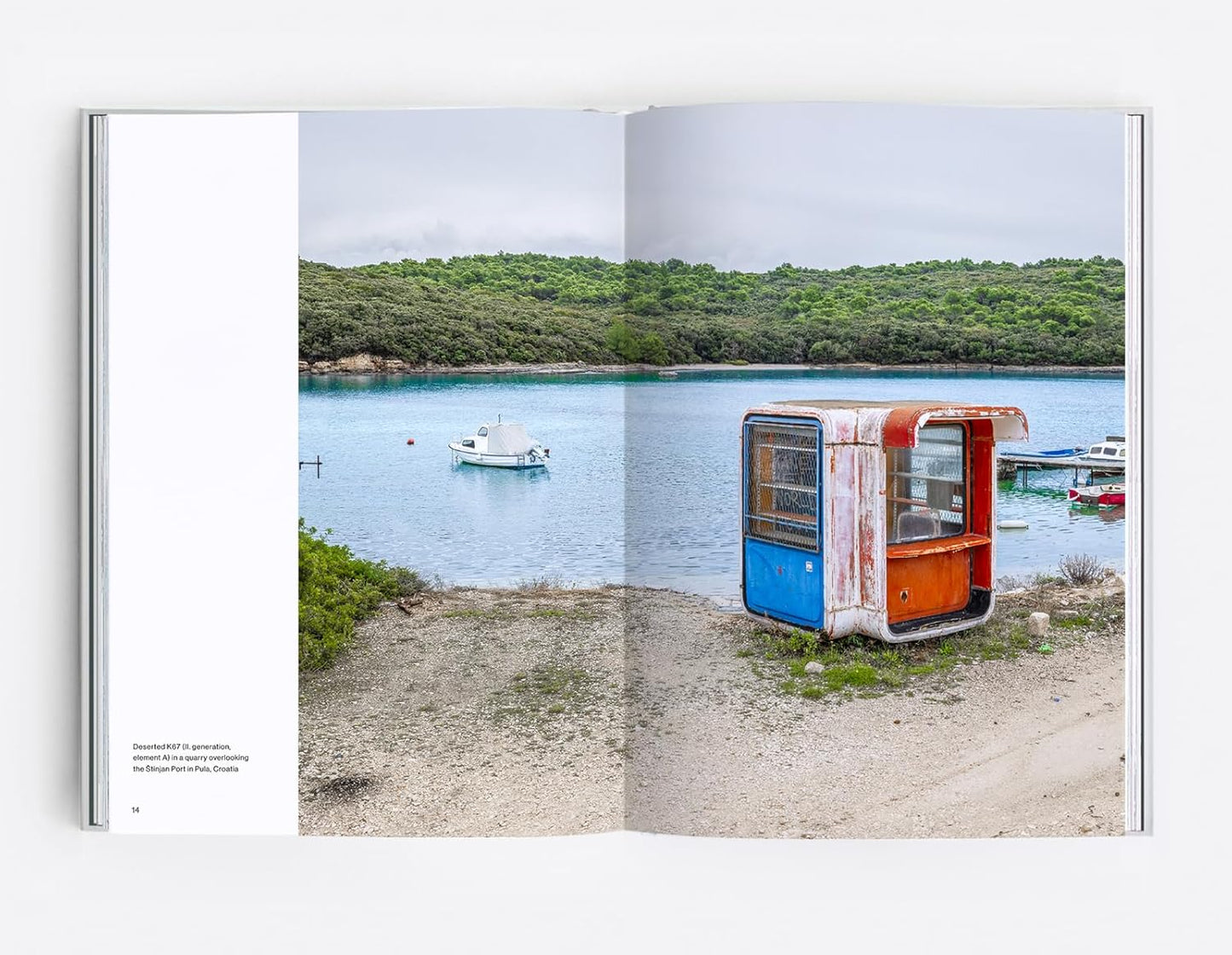 ספר עיון | Kiosk: The Last Modernist Booths Across Central and Eastern Europe