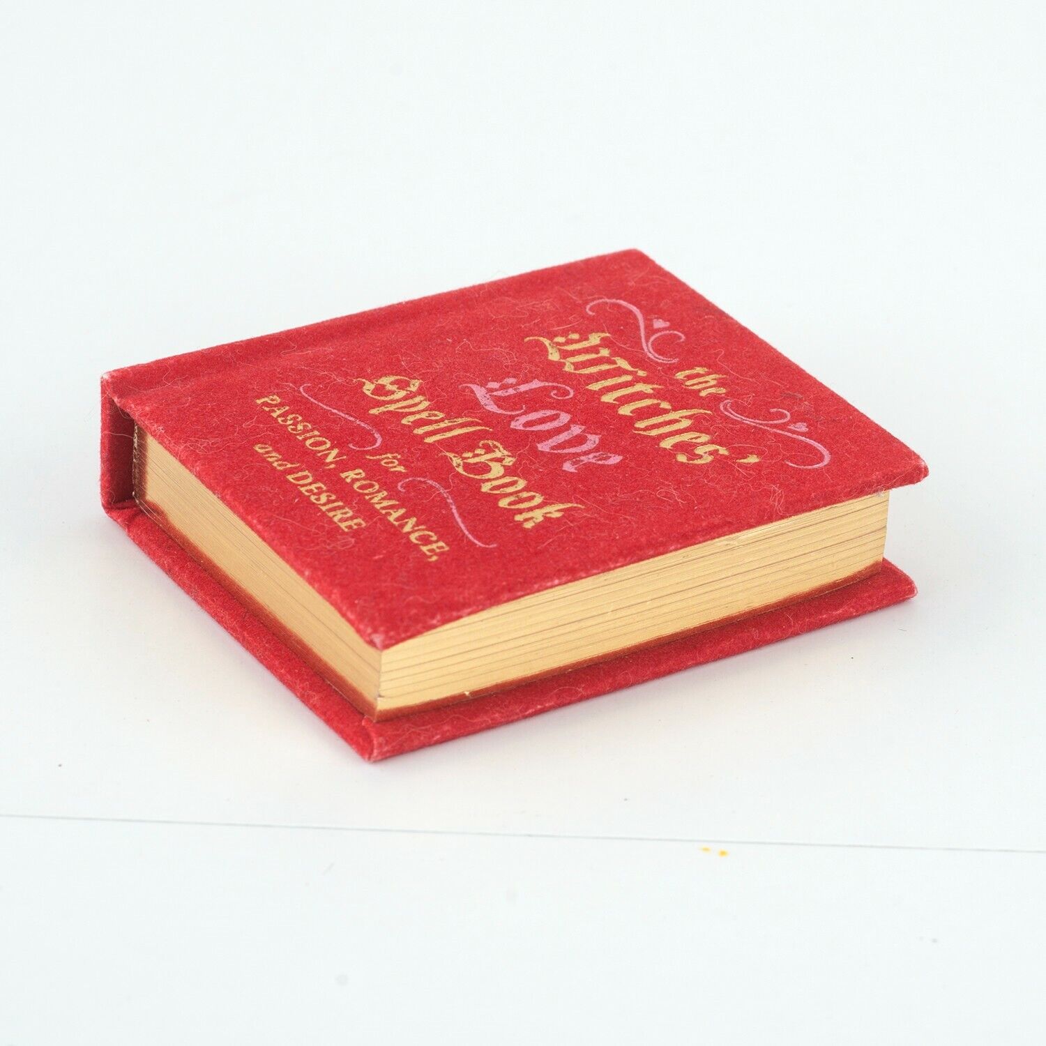 The Witches' Love Spell Book - Yuka Monsters